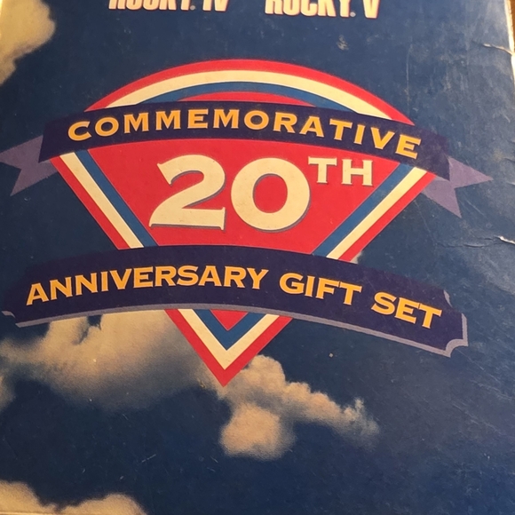 Rocky VHS Box Set - Picture 3 of 4